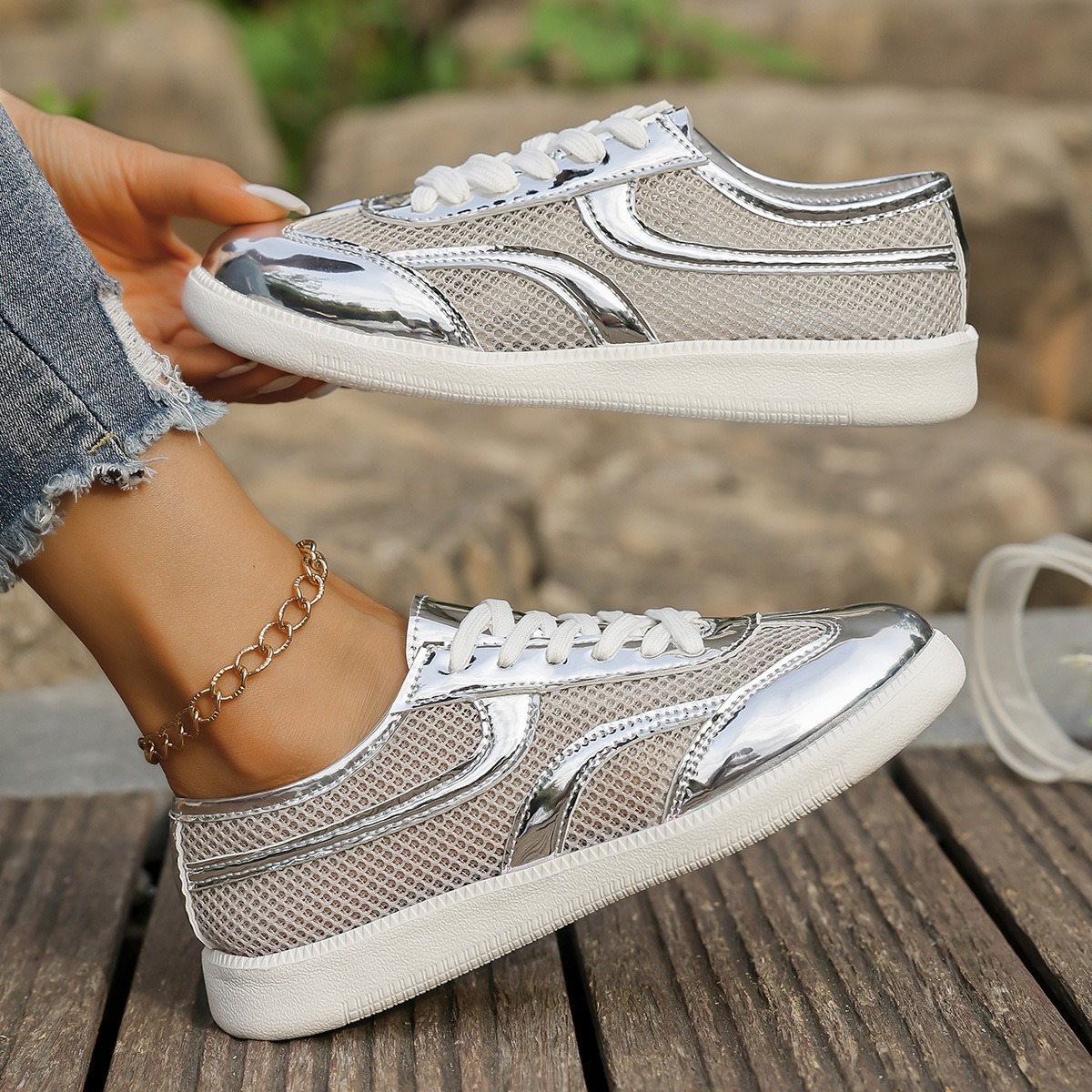 New Women's Sneakers Breathabl - Knit Fabric Lace Up Sneakers 评论和价格
