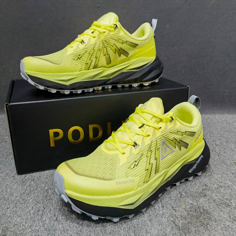 Classic Brand Comfortable Anti - Anti Slip Trail Running Sneakers 评论和价格