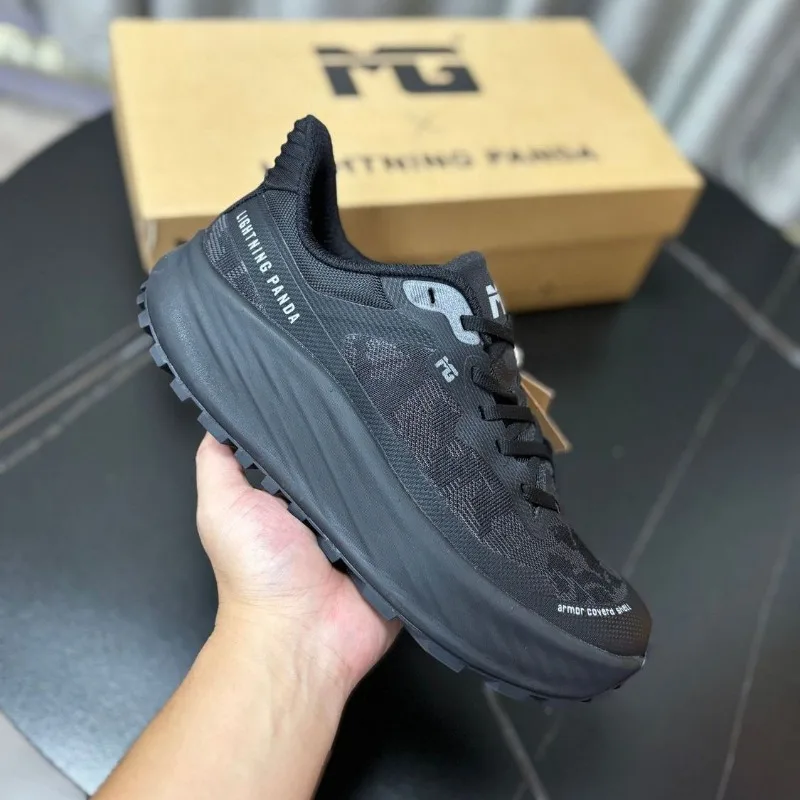 New Classic Brand Comfortable  - Lightweight Road Running Shoes 评论和价格